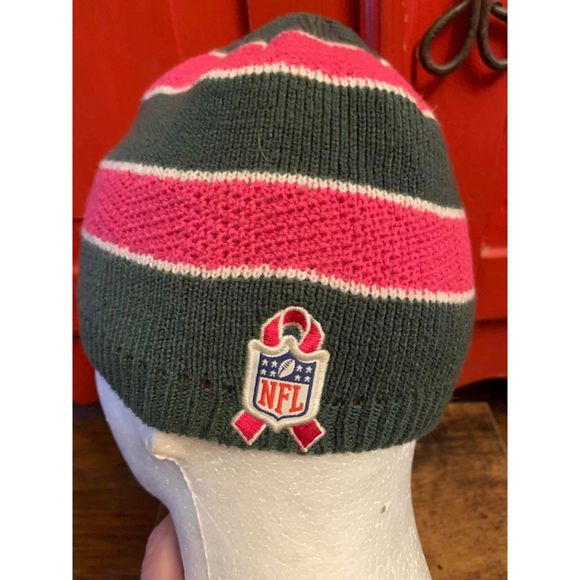 Reebok Team Apparel NFL Green Bay Breast Cancer Winter Cap Hat Pink Green EUC - Picture 2 of 3